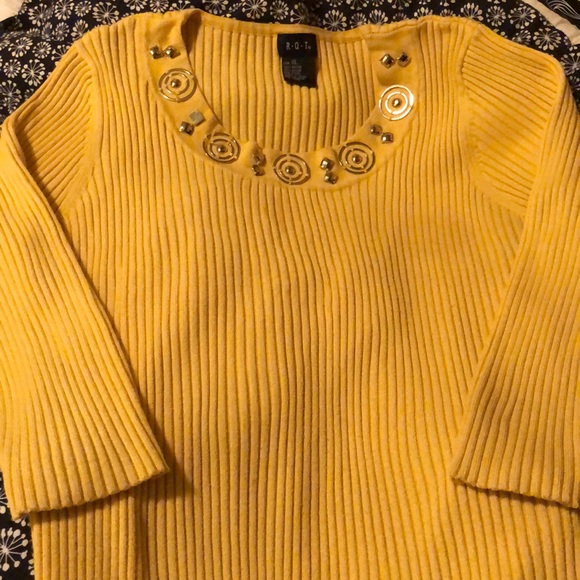 R-Q-T top 💰5/$25 any bundle of 4+ exp 6/3/23 (✅3/$21 in bundles of 3+ - Picture 3 of 5